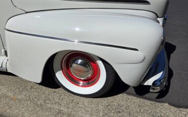 Ford-1946-white-7
