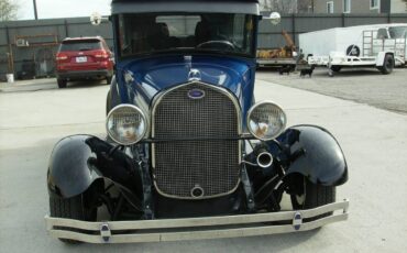 Ford-2-door-sedan-1929-blue