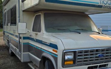 Ford-350-econoline-1989-white