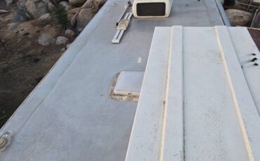 Ford-350-econoline-1989-white-5