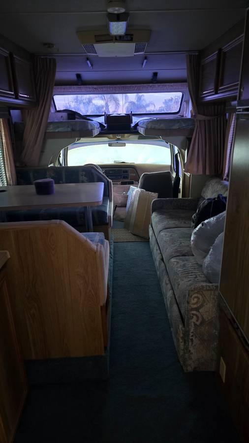 Ford-350-econoline-1989-white-8