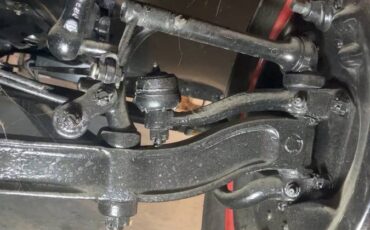 Ford-5-window-1932-brown-22