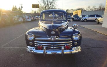 Ford-89a-super-deluxe-1948-blue-2