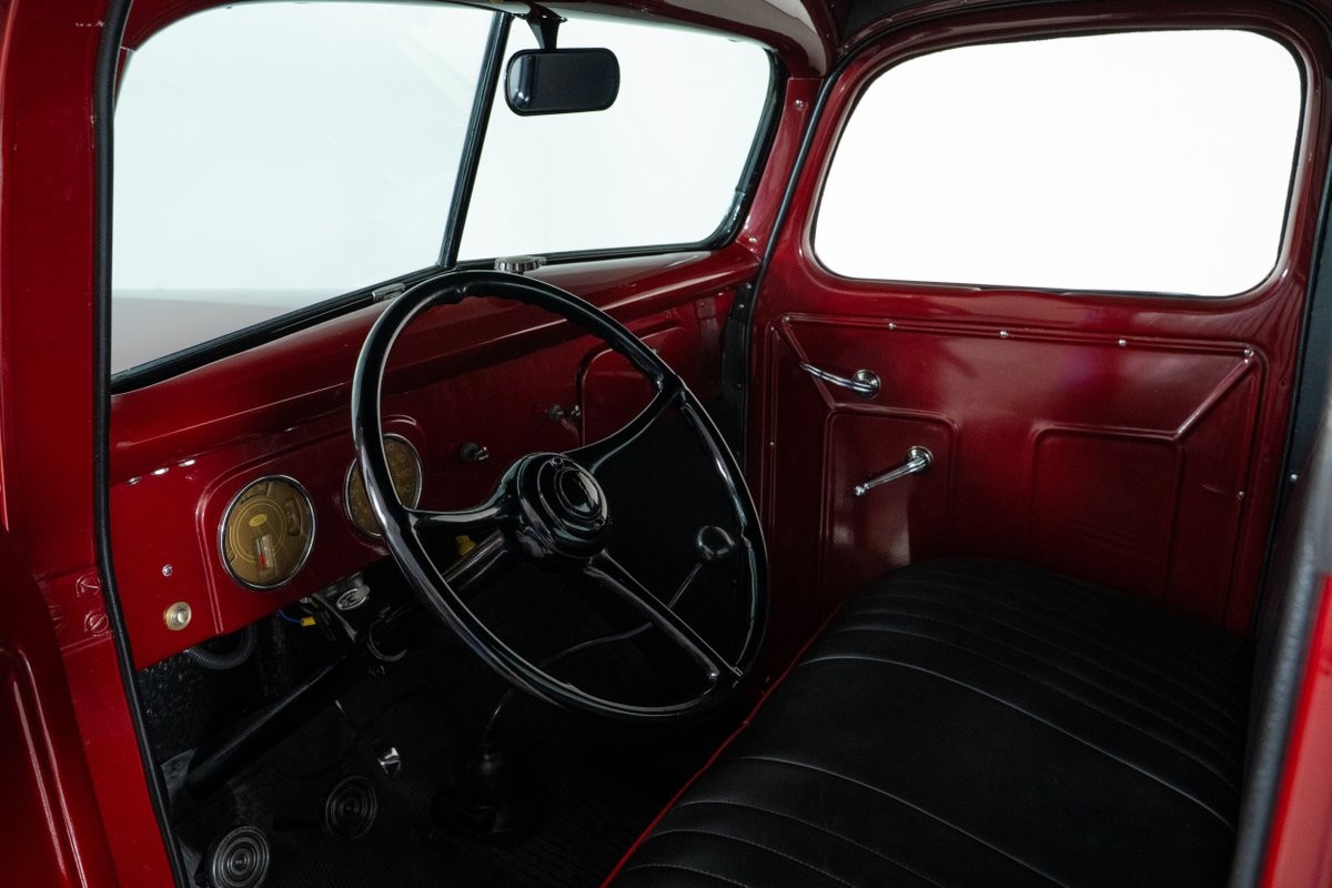 Ford-91C-1939-Pickup-Truck-1