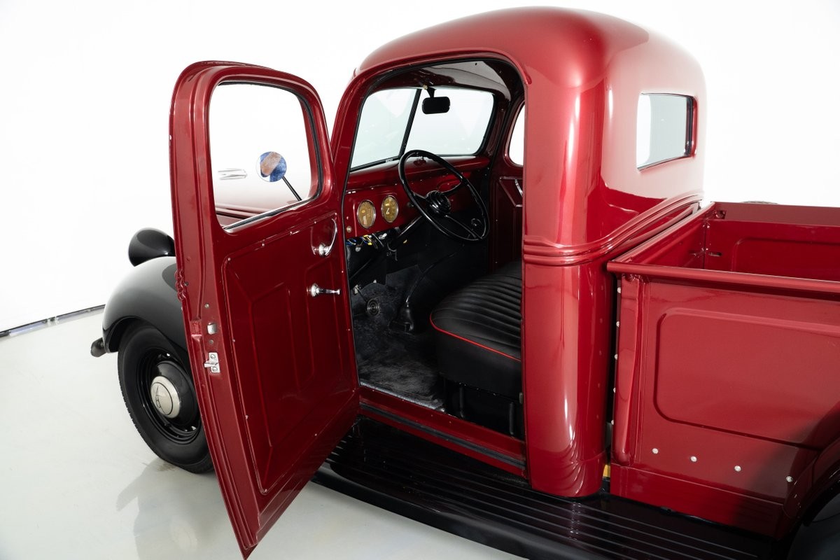 Ford-91C-1939-Pickup-Truck-13