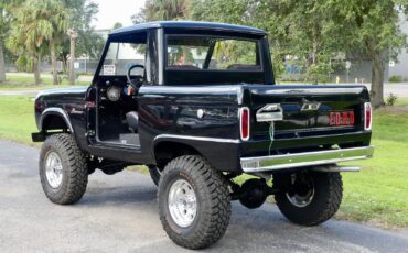Ford-Bronco-1966-SUV-12