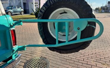 Ford-Bronco-1966-SUV-13