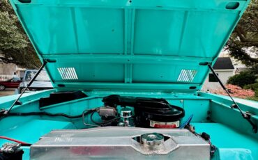 Ford-Bronco-1966-SUV-19