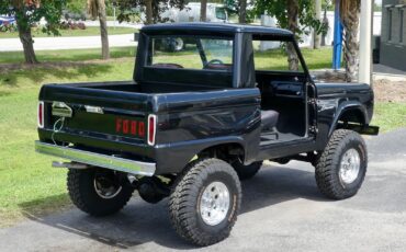 Ford-Bronco-1966-SUV-19