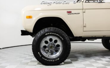 Ford-Bronco-1966-SUV-2