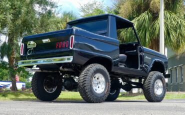 Ford-Bronco-1966-SUV-20