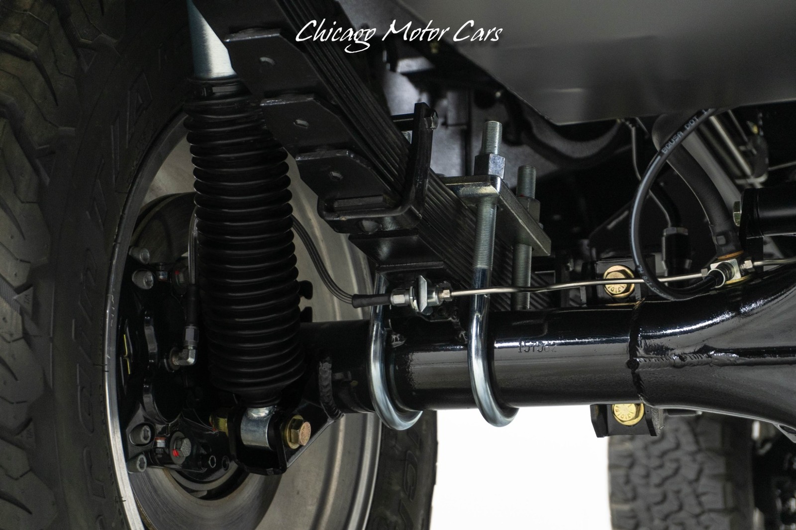 Ford-Bronco-1966-SUV-20