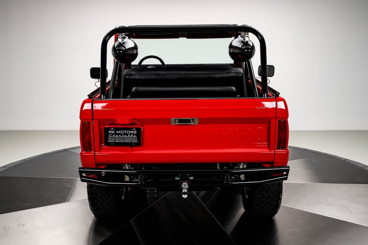 Ford-Bronco-1966-SUV-20