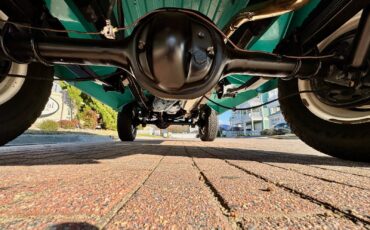 Ford-Bronco-1966-SUV-21