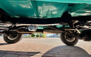 Ford-Bronco-1966-SUV-22