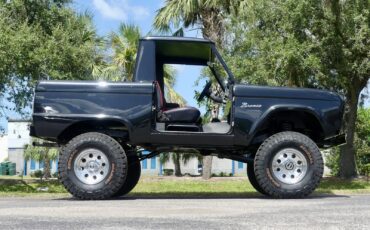 Ford-Bronco-1966-SUV-22