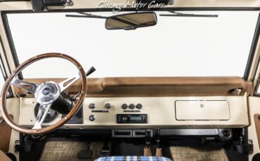 Ford-Bronco-1966-SUV-25