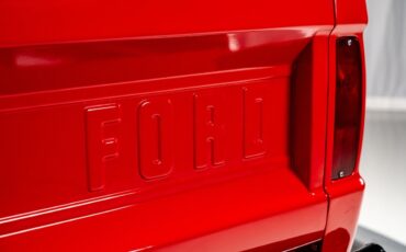 Ford-Bronco-1966-SUV-25