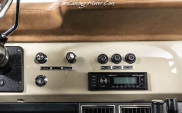 Ford-Bronco-1966-SUV-27