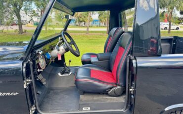 Ford-Bronco-1966-SUV-3