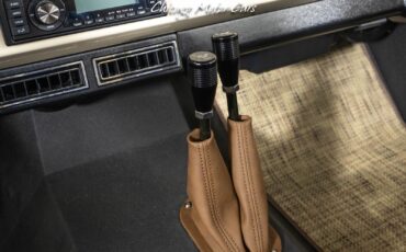 Ford-Bronco-1966-SUV-30