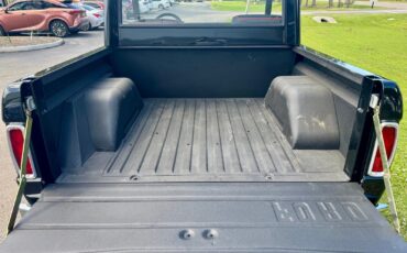 Ford-Bronco-1966-SUV-4