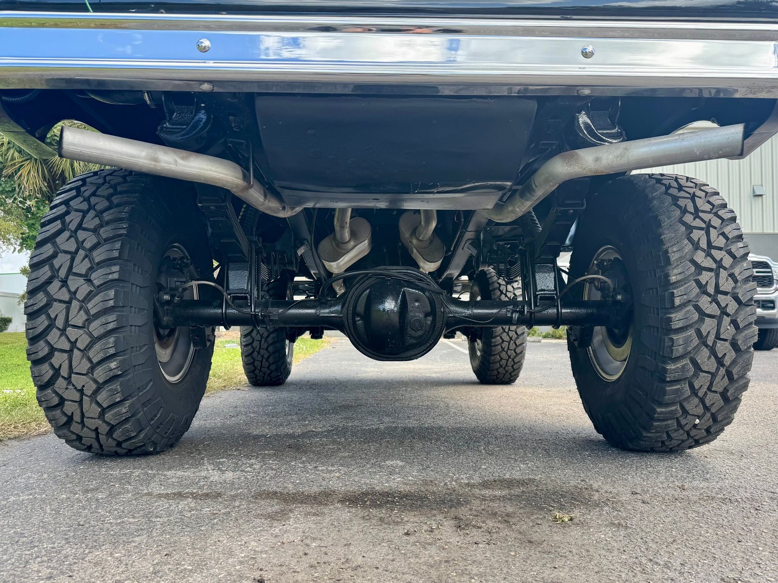 Ford-Bronco-1966-SUV-6