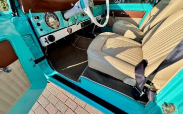 Ford-Bronco-1966-SUV-6