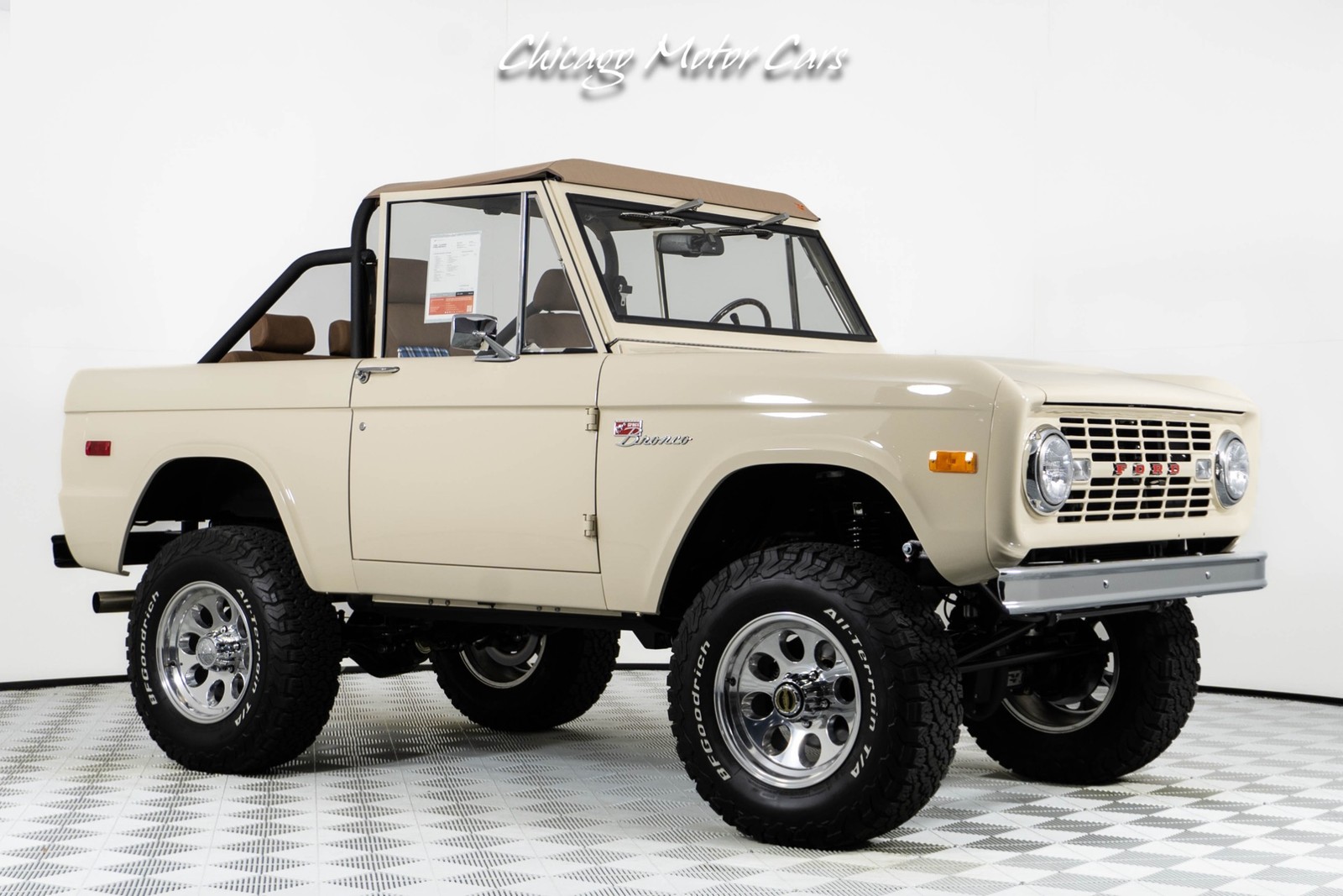 Ford-Bronco-1966-SUV-7