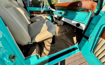 Ford-Bronco-1966-SUV-9