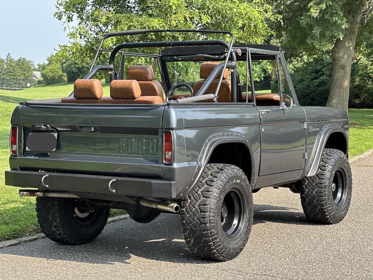 Ford-Bronco-1969-Convertible-14