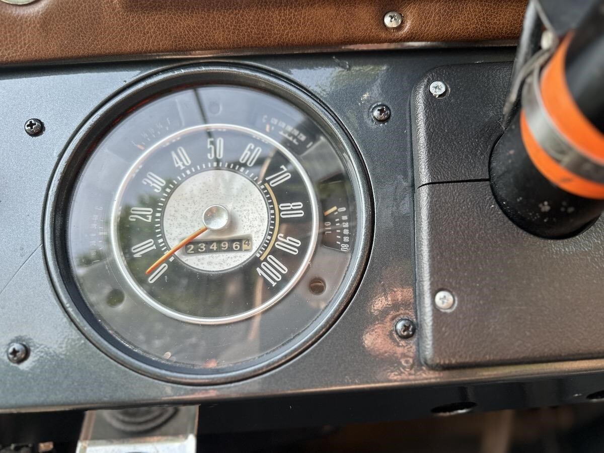 Ford-Bronco-1969-Convertible-2