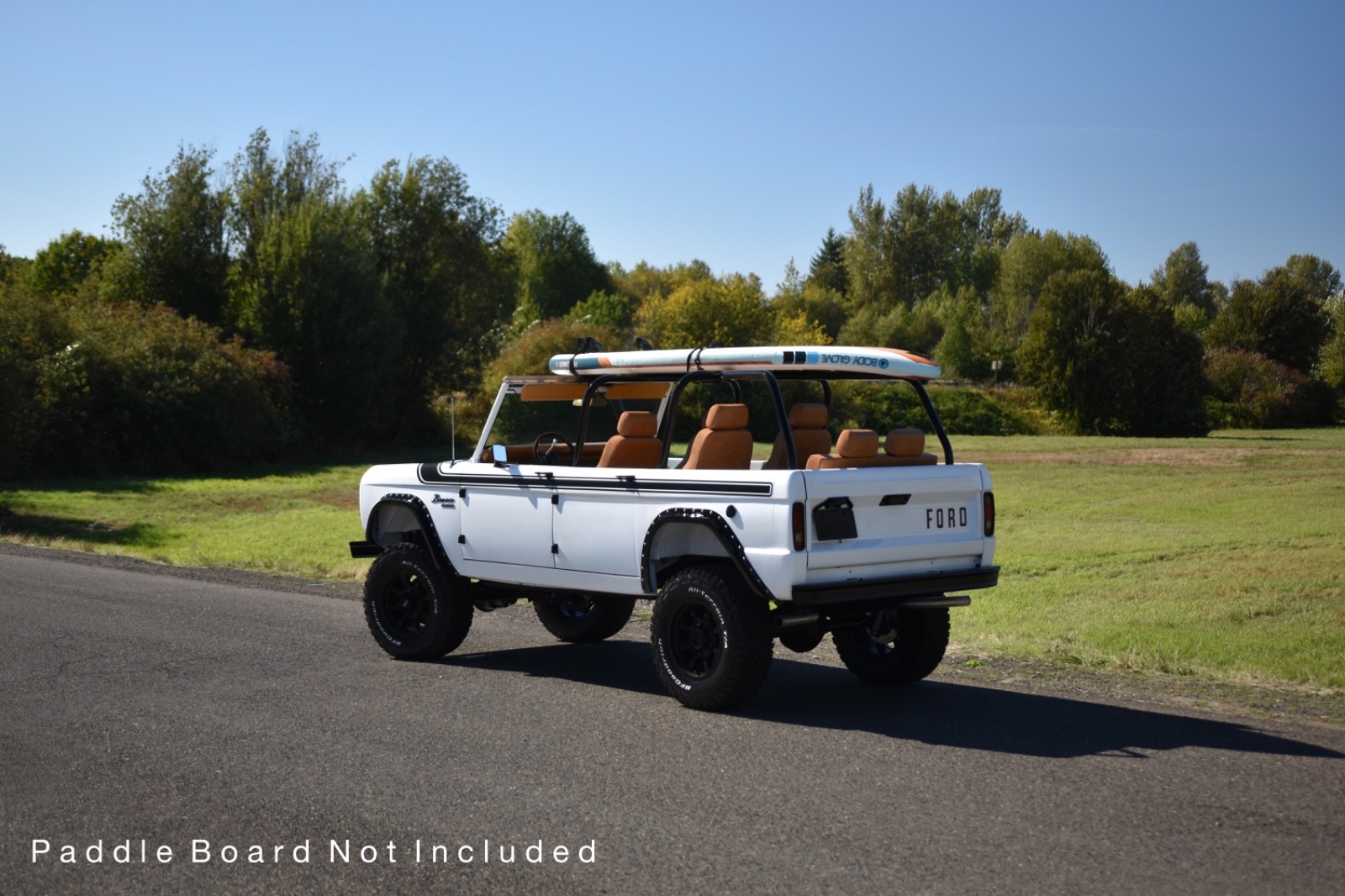 Ford-Bronco-1969-SUV-10