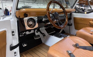 Ford-Bronco-1969-SUV-13