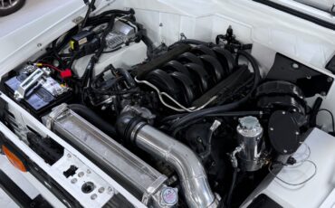 Ford-Bronco-1969-SUV-25