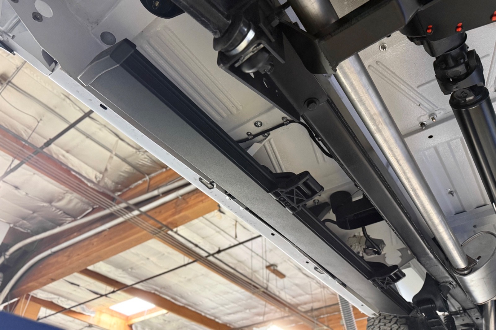 Ford-Bronco-1969-SUV-33