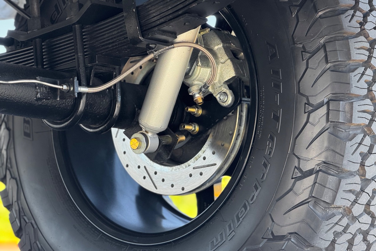 Ford-Bronco-1969-SUV-34