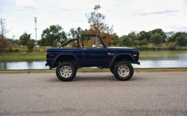Ford-Bronco-1971-2-Door-6