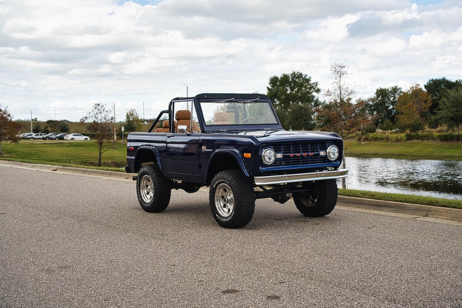 Ford-Bronco-1971-2-Door-8