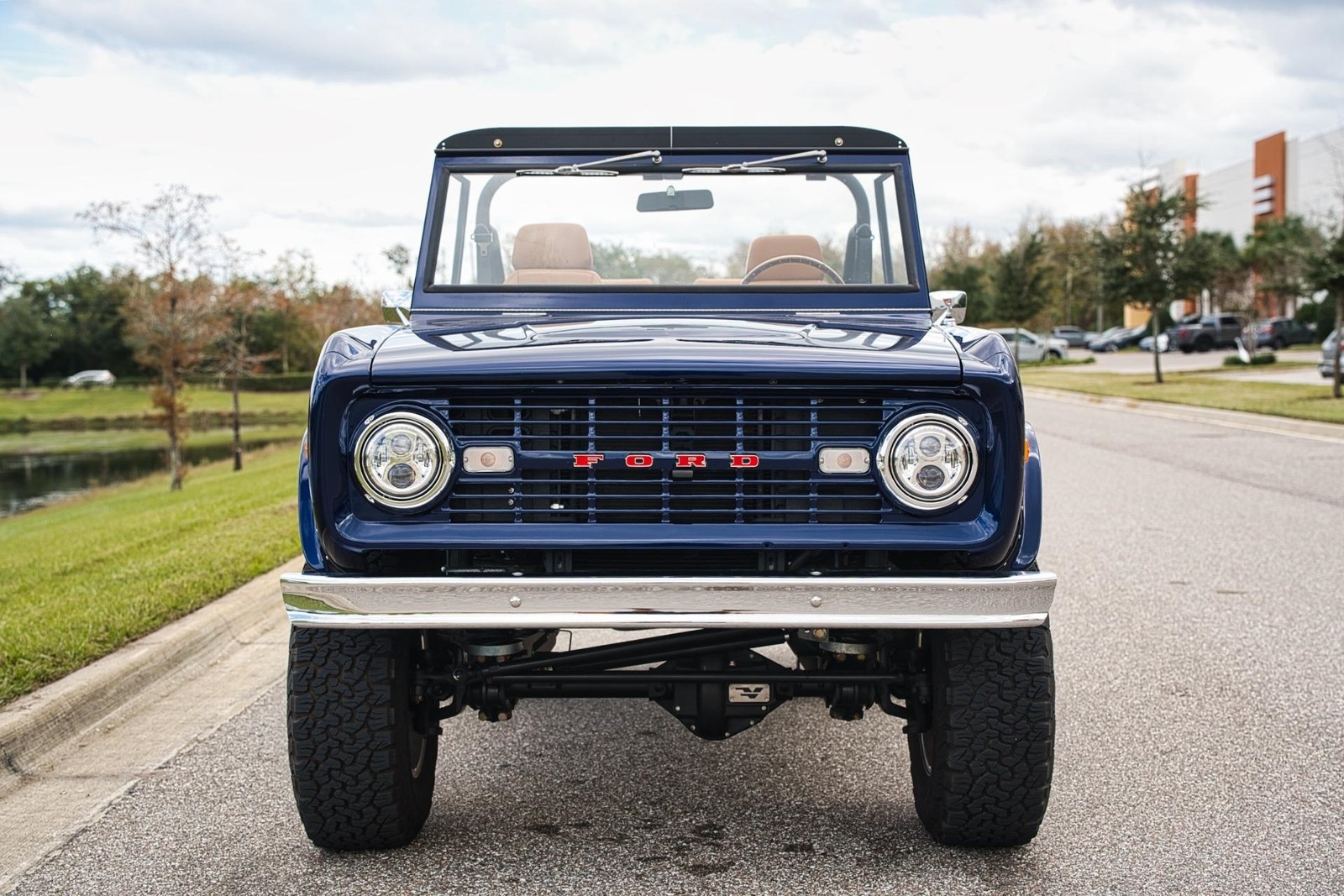 Ford-Bronco-1971-2-Door-9