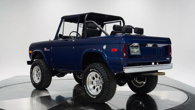 Ford-Bronco-1972-3