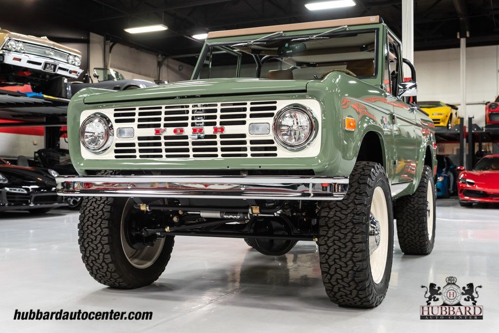 Ford-Bronco-1972-SUV-11