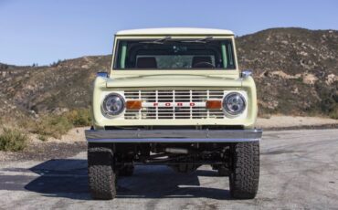 Ford-Bronco-1972-SUV-16