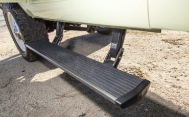 Ford-Bronco-1972-SUV-18