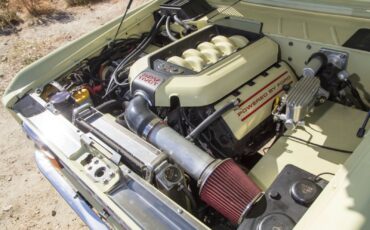 Ford-Bronco-1972-SUV-28