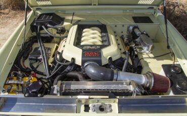 Ford-Bronco-1972-SUV-29