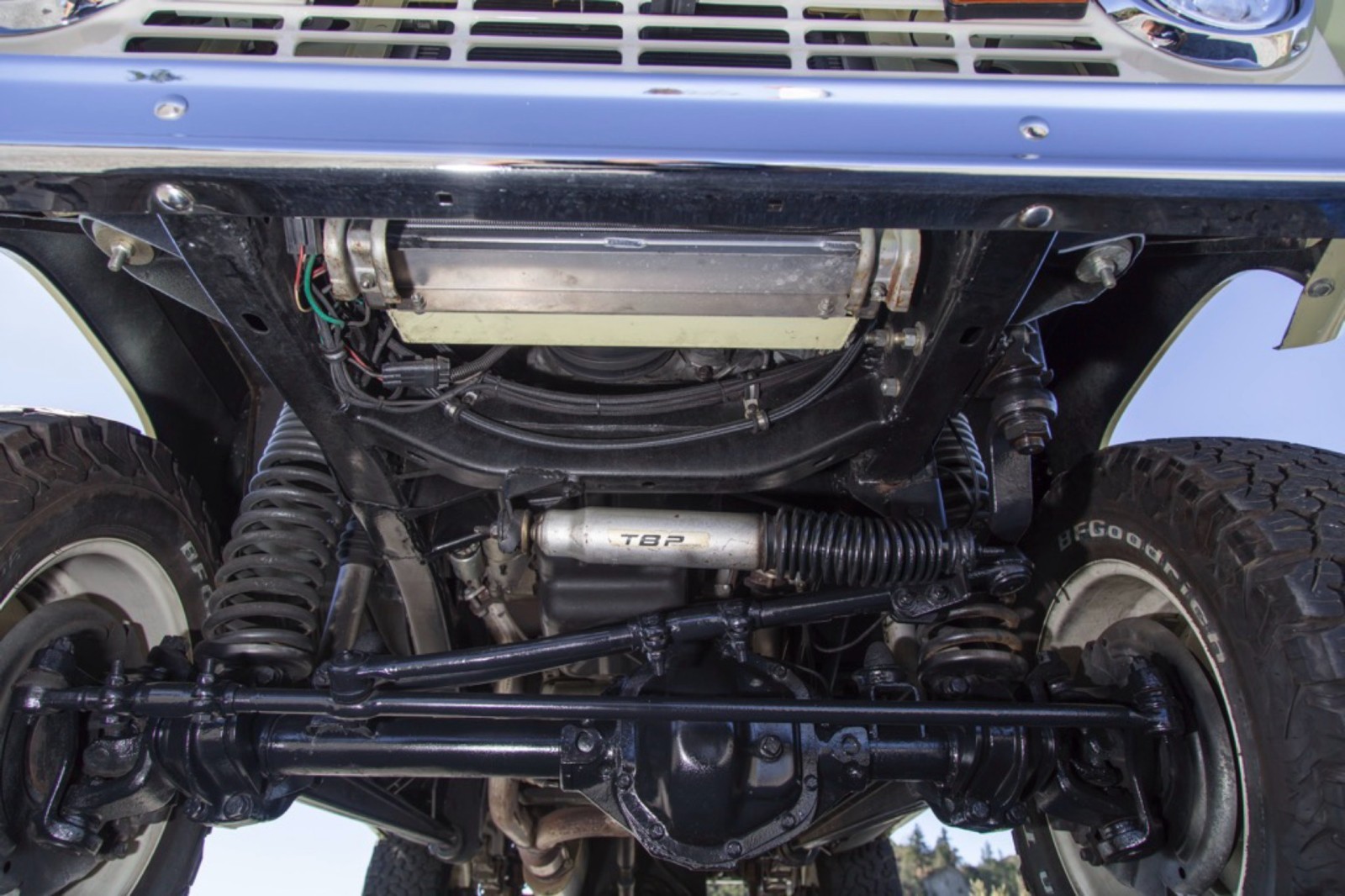 Ford-Bronco-1972-SUV-37