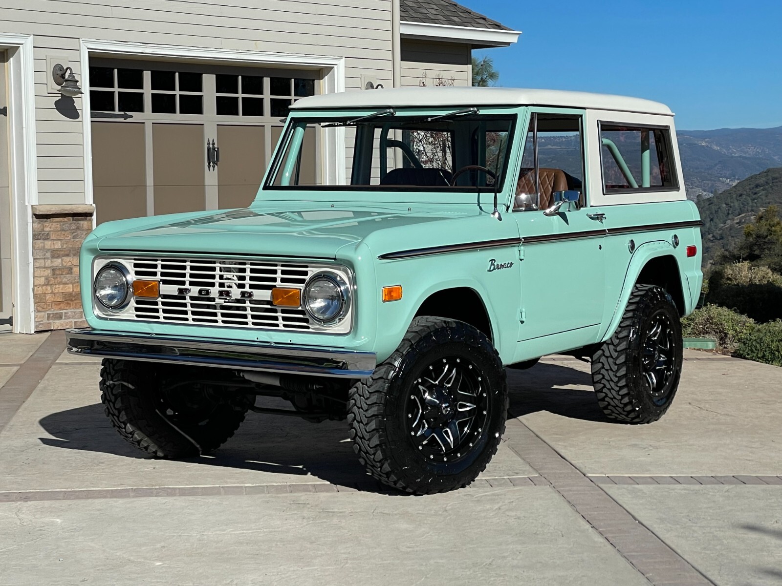 Ford-Bronco-1973-Convertible-14