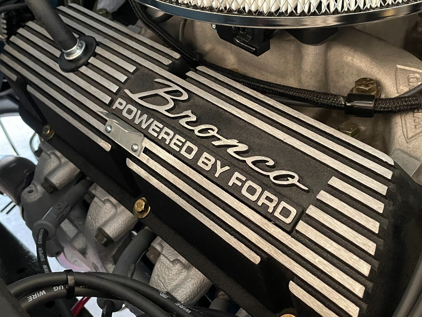 Ford-Bronco-1973-Convertible-20