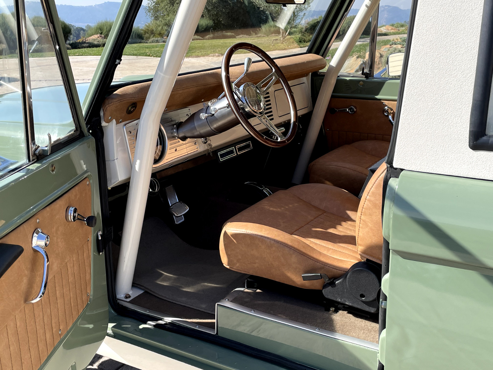 Ford-Bronco-1973-Convertible-21